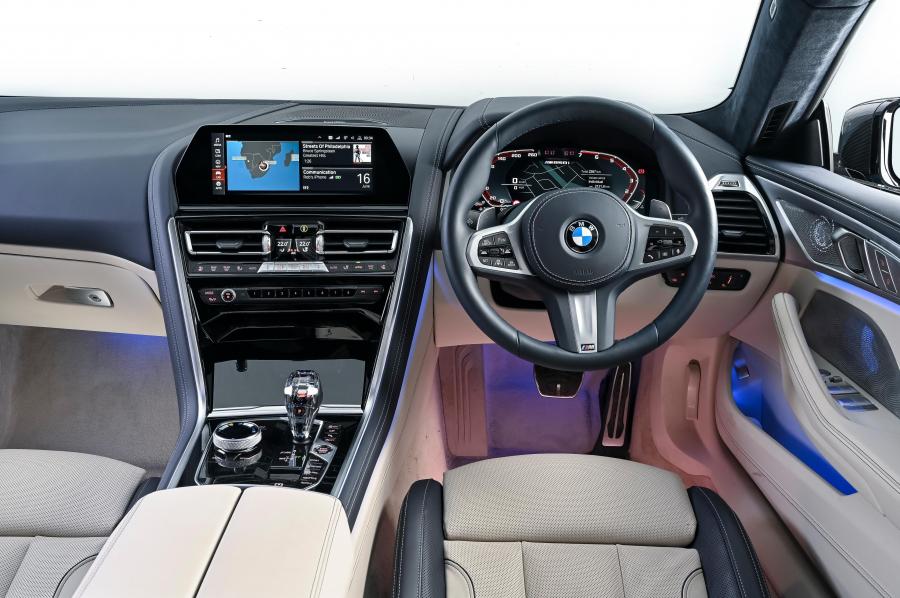 Торпедо BMW M850i xDrive Gran Coupe (G16) 2020 года  (ZA) (фото 20 из 23)